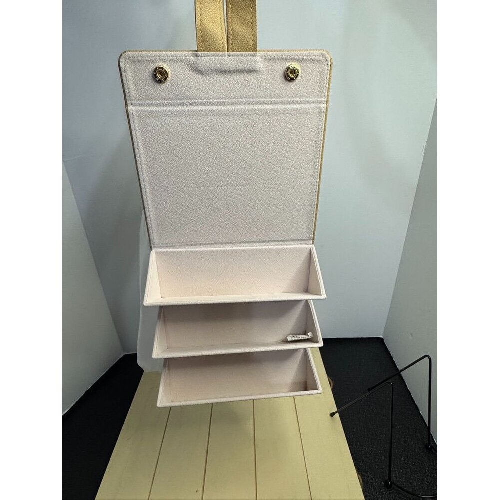 Sancia 3 Compartment Sunglass Case - Sand color - New in Box - Picture 10 of 16